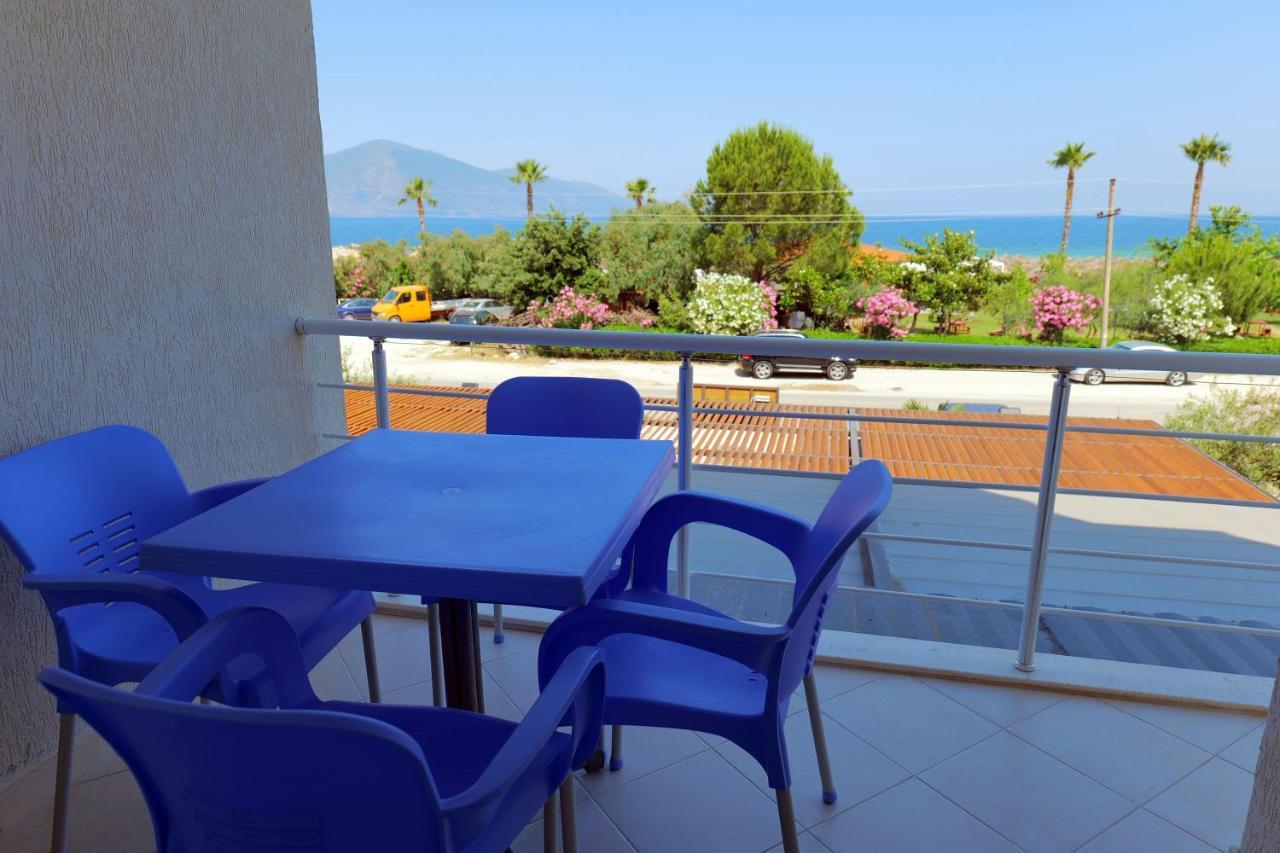 Almare Apartments Вльора Екстер'єр фото