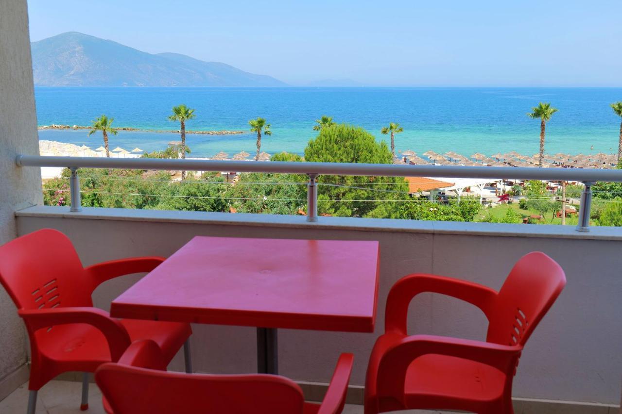 Almare Apartments Вльора Екстер'єр фото
